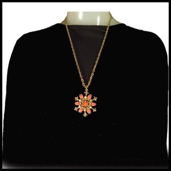 Renaissance Style Pendant Necklace Coral Roses, Long Chain, 40s Vintage - Picture 2 of 12